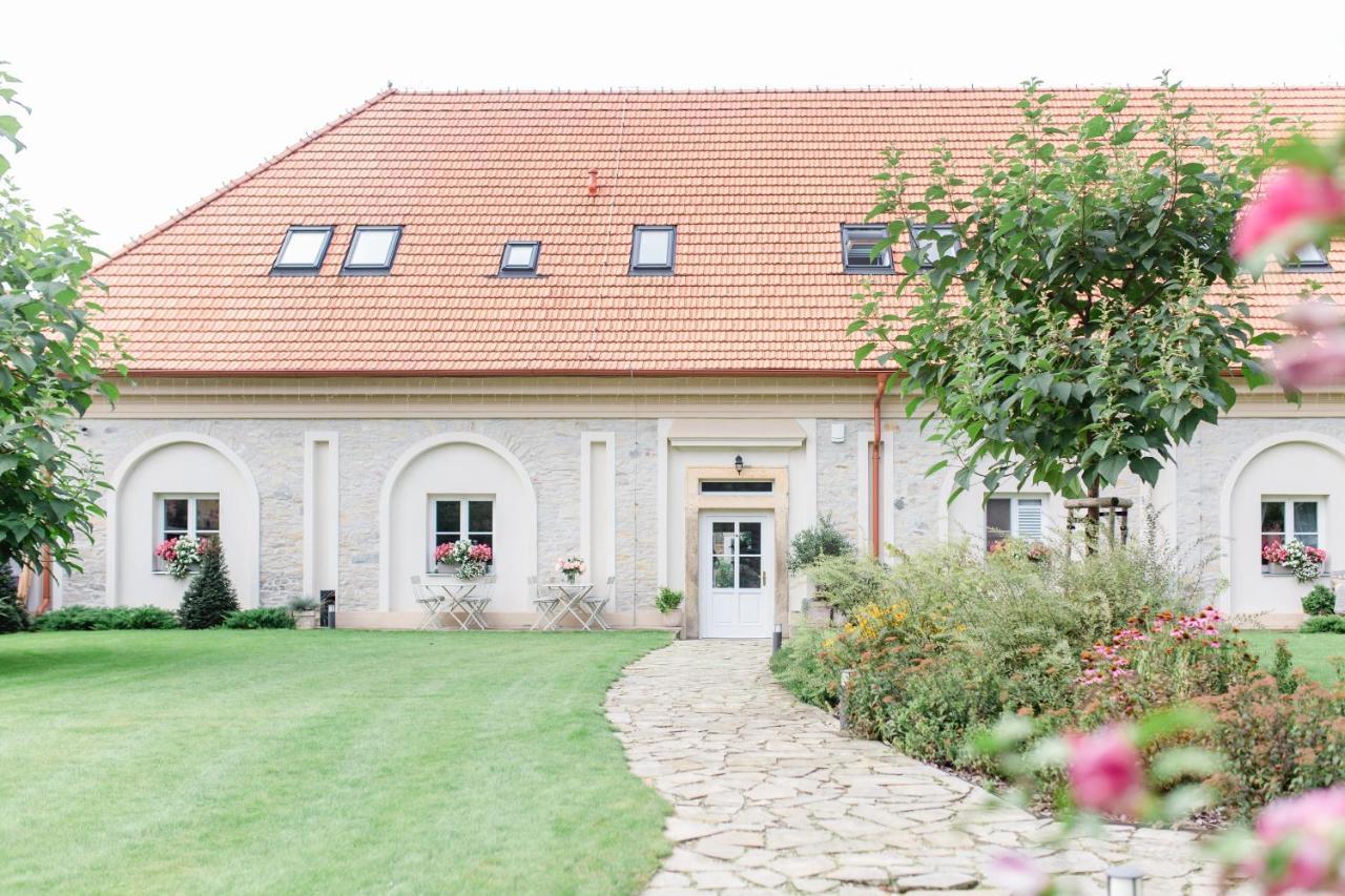 Na Kmíně Obristvi Exterior foto