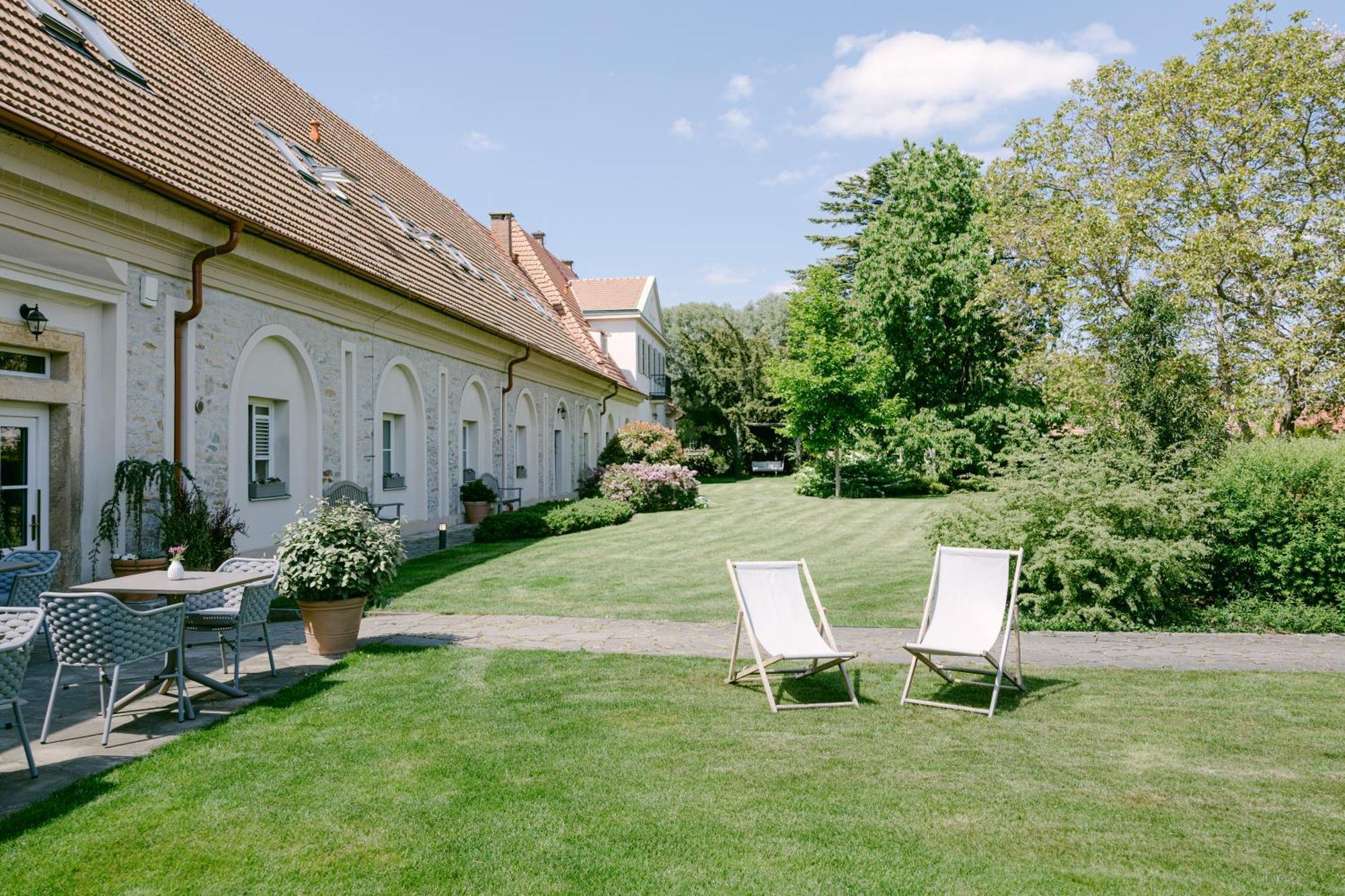 Na Kmíně Obristvi Exterior foto